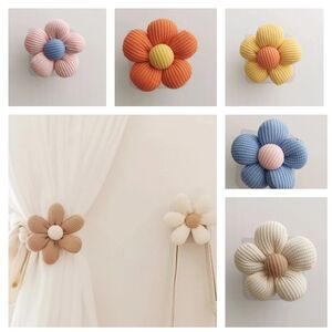Plush Flower Wood Sticky Hook‎ Wall Art NEW-Multiple…